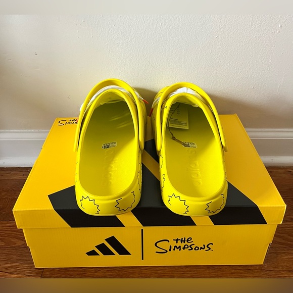 Adidas ADILETTE CLOG - SIMPSON \'Yellow\'  HQ2580 SIMPSONS Men Size 9,10,11,12&13